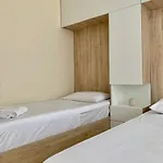 아파트 Curri In Twin Tower- Modern 4 People, 3 Min From The Shëngjin