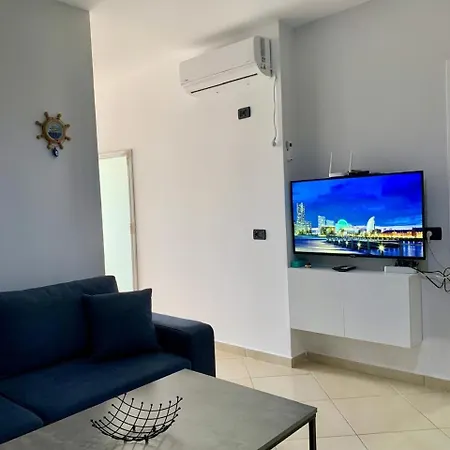 Apartment Curri In Twin Tower- Modern 4 People, 3 Min From The *