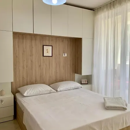Curri In Twin Tower- Modern 4 People, 3 Min From The Lejlighed Shëngjin